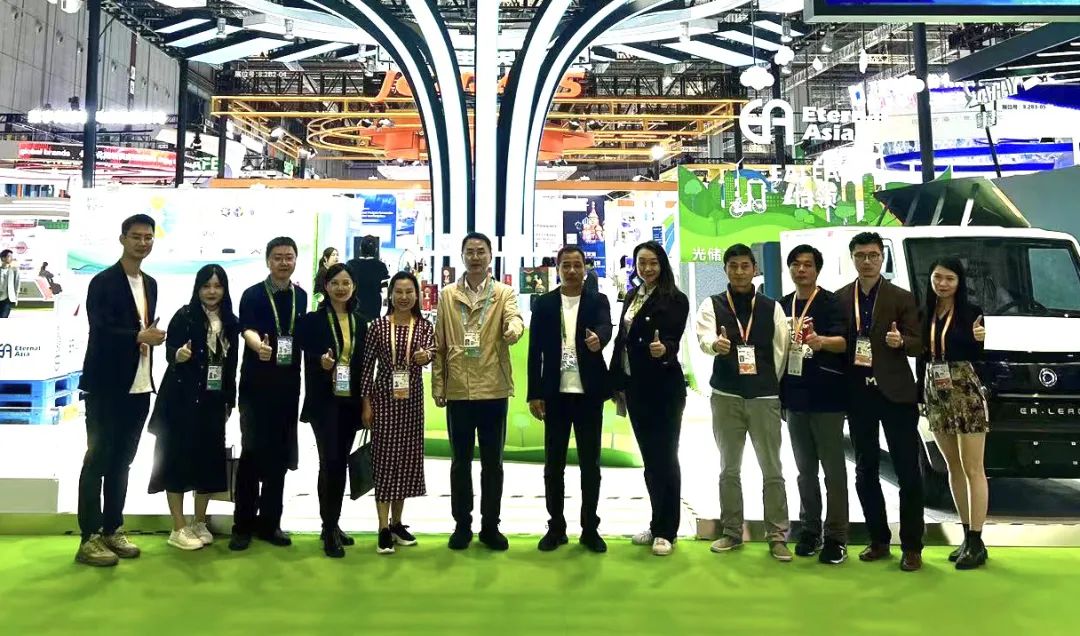 第6届进博会进行时，jinnianhui今年会-联怡展台精彩不断